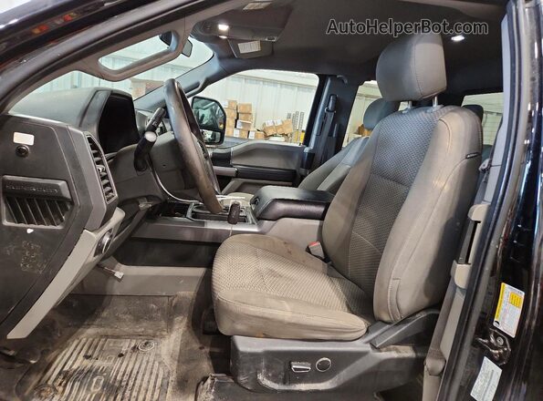 1FT8X3BTXKED41189 2019 FORD F350 Черный Вид салона спереди