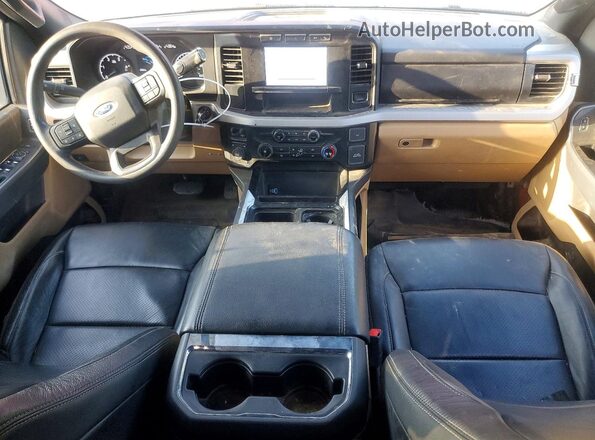 1FT8X3DT9REF41570 2024 FORD F350 Red Առջևի վահանակի տեսք