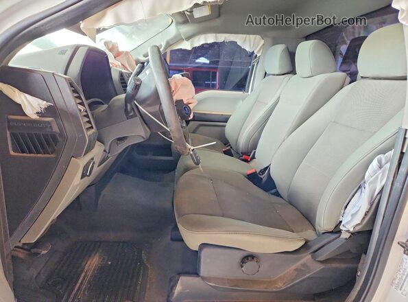 1FTBF2A60NEC16236 2022 FORD F250 White Вид салону спереду