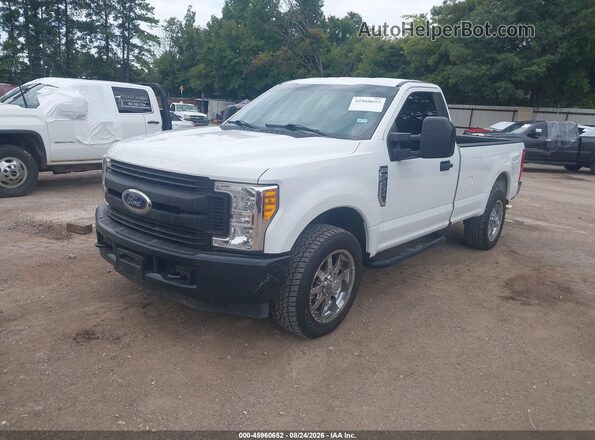 1FTBF2A61HED16866 2017 FORD F-250 White Przód lewy