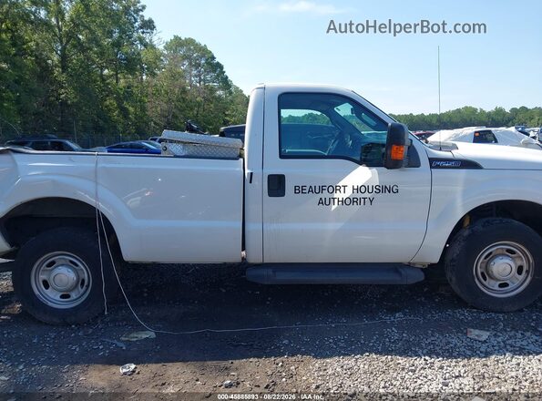 1FTBF2A6XGED40565 2016 FORD F-250 White Rear interior view