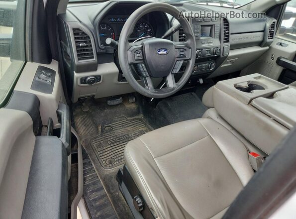 1FTBF2A6XKEC83082 2019 FORD F250 White წინა პანელის ხედი