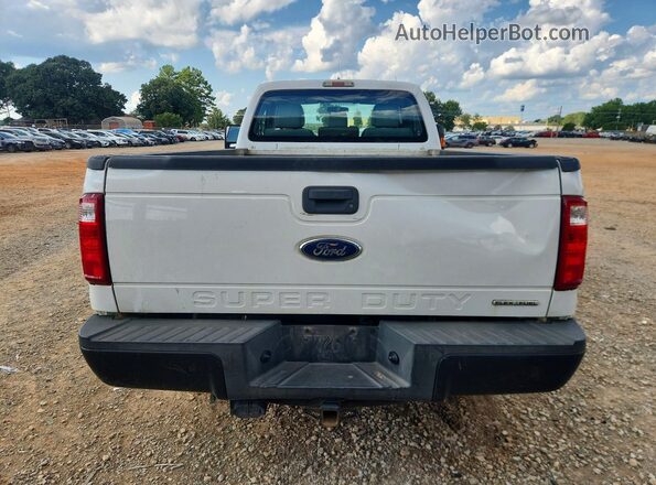 1FTBF2B60GEB17224 2016 FORD F250 White Widok z tyłu