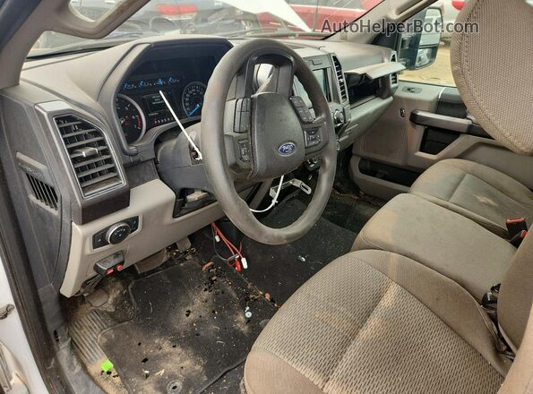 1FTBF2B63NEC50587 2022 FORD F250 Белый Вид панели приборов