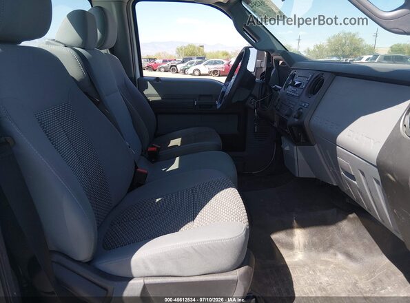 1FTBF2B64GEA32564 2016 FORD F-250 White Widok wnętrza z przodu