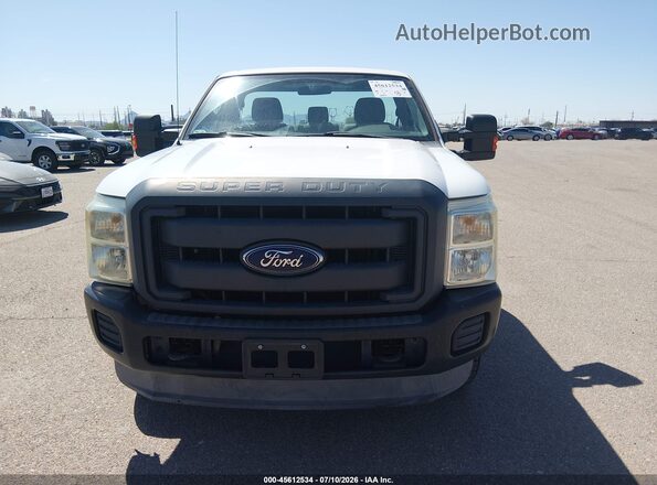 1FTBF2B64GEA32564 2016 FORD F-250 White Widok zestawu wskaźników
