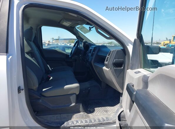 1FTBF2B64NEC95473 2022 FORD F-250 White Սալոնի դիմացի տեսք