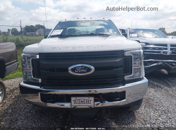 1FTBF2B65KEF45914 2019 FORD F-250 White Սարքավորումների վահանակի տեսք
