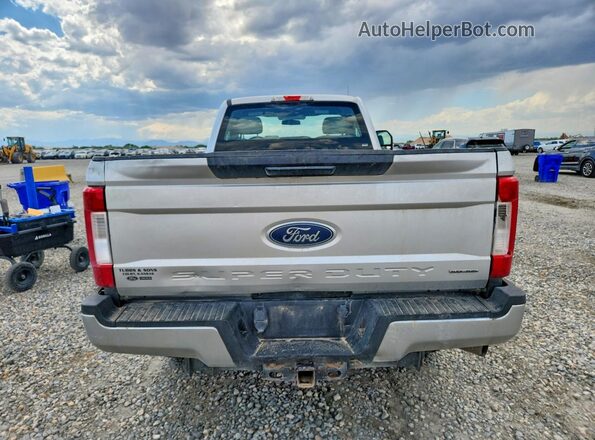 1FTBF2B66HEF37278 2017 FORD F250 Silver Vista trasera