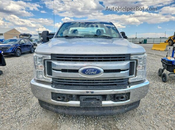 1FTBF2B66HEF37278 2017 FORD F250 Silver Vista frontal