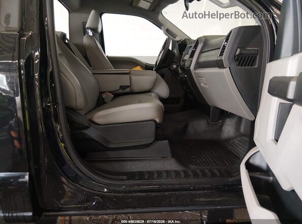 1FTBF2B6XKED15978 2019 FORD F-250 Черный Вид салона спереди