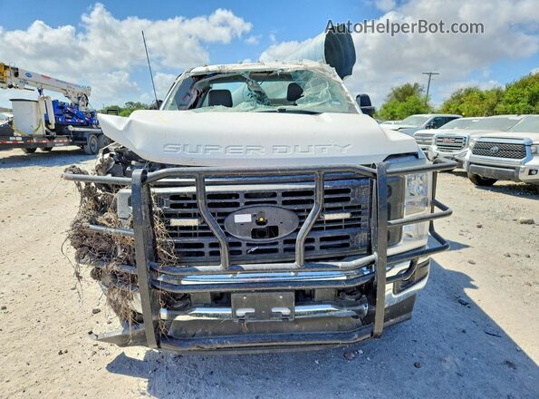 1FTBF2BA0PEC61117 2023 FORD F250 White Вид спереду