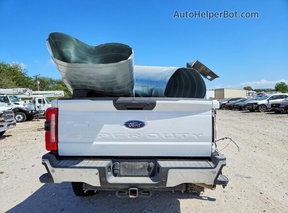 1FTBF2BA0PEC61117 2023 FORD F250 White Вид ззаду