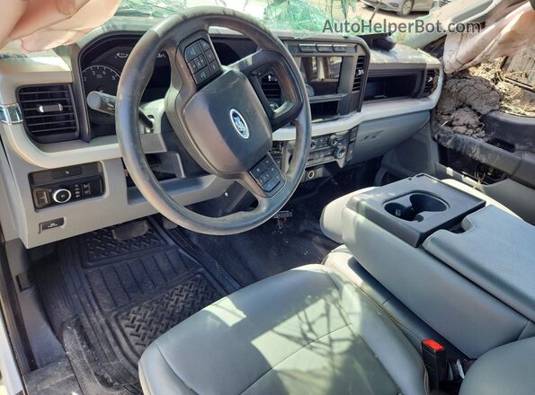 1FTBF2BA0PEC61117 2023 FORD F250 White Вид панелі приладів