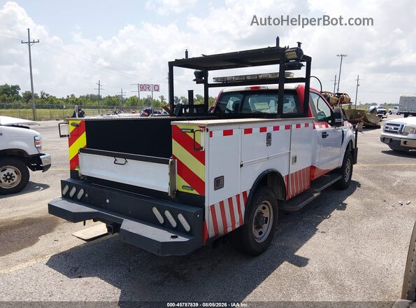 1FTBF2BT4HEE63462 2017 FORD F-250 White Հետևի աջ