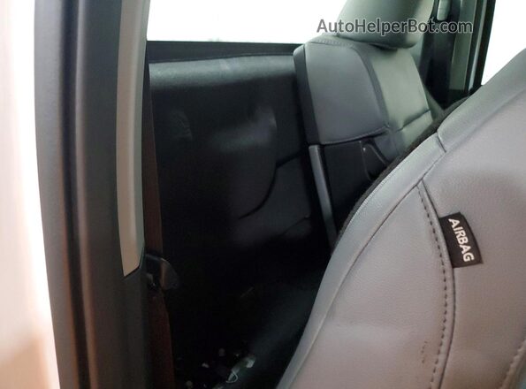 1FTBF2BT8TED73286 2026 FORD F250 White Вид задніх сидінь