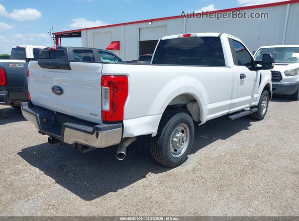1FTBF3A6XJEC83796 2018 FORD F350 White Задня права чверть