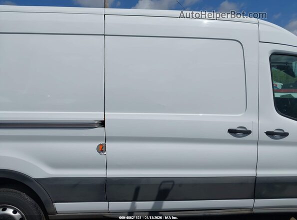 1FTBR1C8XLKB70705 2020 FORD TRANSIT-250 Orange Rear interior view