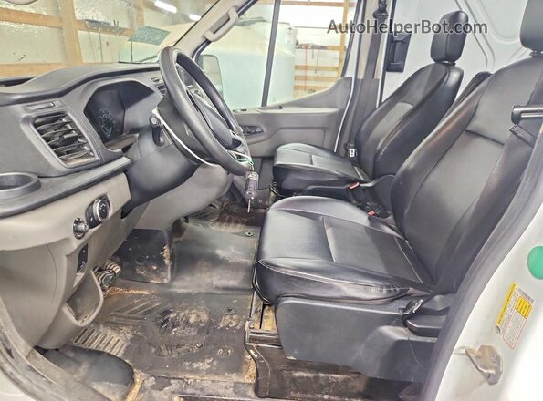 1FTBR3X86PKA96307 2023 FORD TRANSIT Белый Вид салона спереди