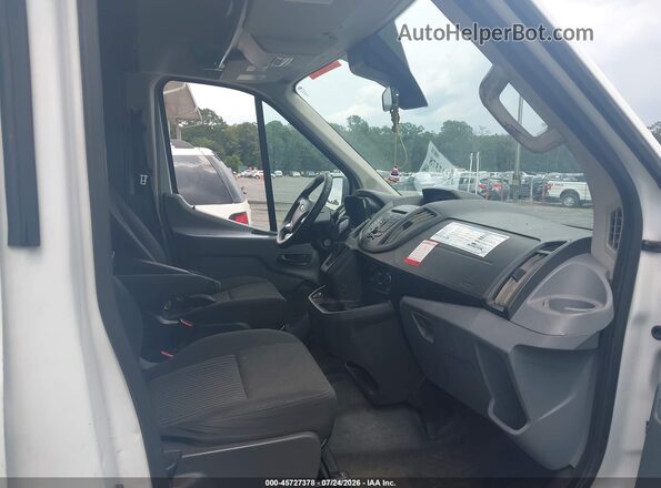 1FTBW2XM4JKB18814 2018 FORD TRANSIT-350 Белый Вид салона спереди