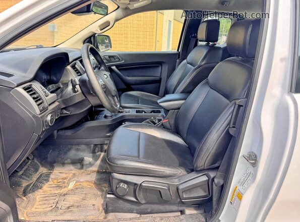 1FTER1FH6MLD00161 2021 FORD RANGER White Вид задньої частини салону