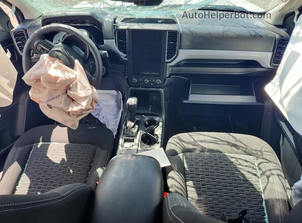 1FTER4BH1SLE63479 2025 FORD RANGER White Widok deski rozdzielczej