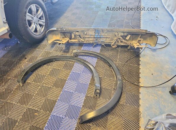 1FTER4EH0LLA65631 2020 FORD RANGER White Widok komory silnika