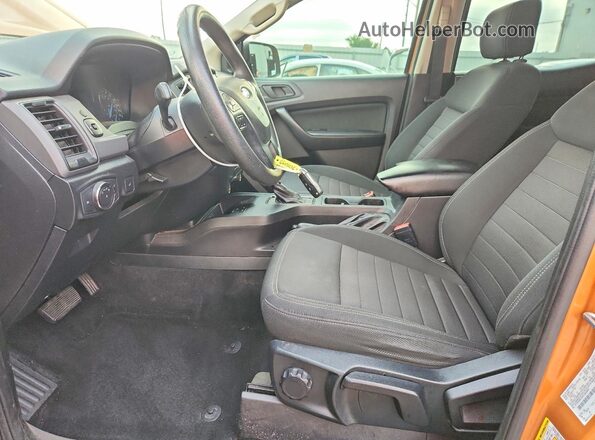 1FTER4EH6KLB04897 2019 FORD RANGER Orange Widok wnętrza z przodu