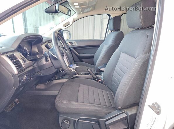 1FTER4EH8KLA85298 2019 FORD RANGER White Widok wnętrza z przodu