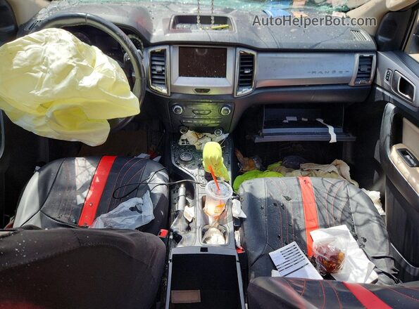 1FTER4FH1LLA35455 2020 FORD RANGER Red Widok deski rozdzielczej