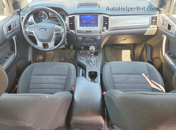 1FTER4FH3LLA33643 2020 FORD RANGER Серебряный Вид панели приборов