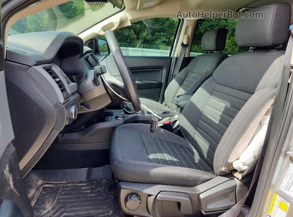 1FTER4FH7PLE19181 2023 FORD RANGER Silver წინა სალონის ხედი