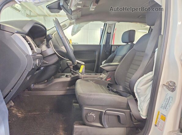1FTER4FH9PLE05203 2023 FORD RANGER White წინა სალონის ხედი
