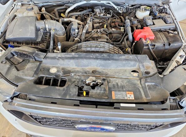 1FTER4FHXNLD47941 2022 FORD RANGER White Widok wnętrza z tyłu