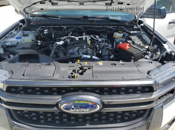 1FTER4GH1TLE18858 2026 FORD RANGER White Vista interior trasera