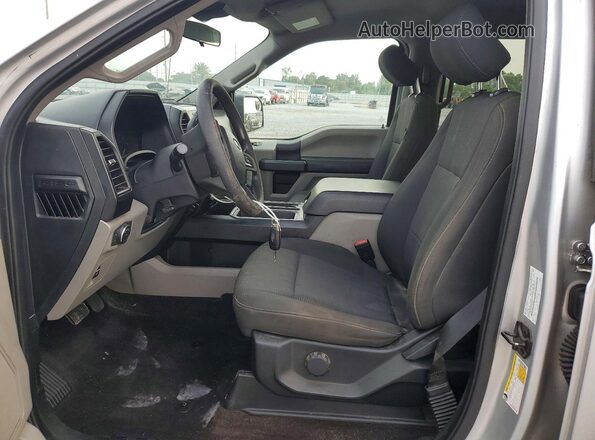 1FTEW1C46KFB58982 2019 FORD F150 Silver Vista interior delantera