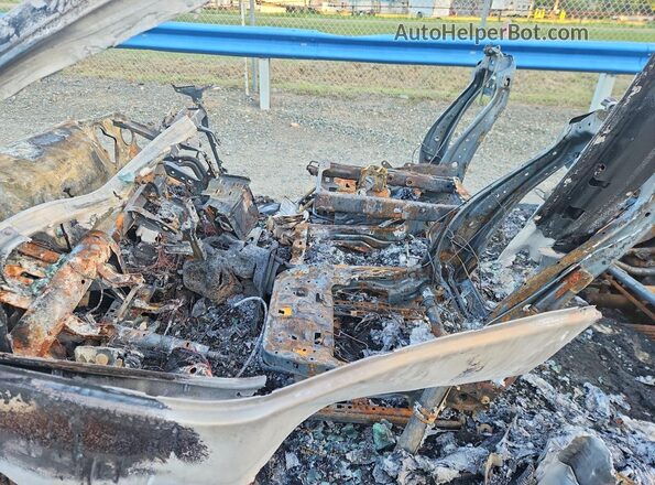 1FTEW1C54JFA08151 2018 FORD F150 Burn Front interior view