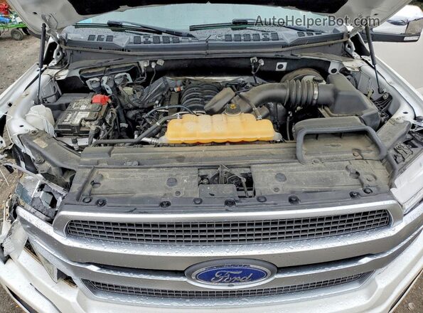 1FTEW1C56JFB69827 2018 FORD F150 Белый Вид задней части салона