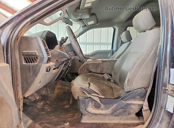 1FTEW1C57JFA07883 2018 FORD F150 Gray Вид салону спереду