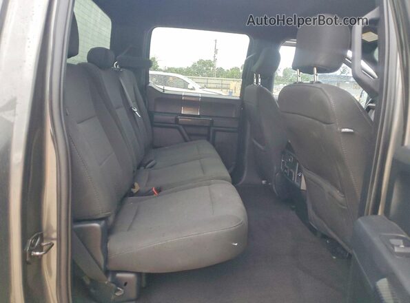 1FTEW1C57JKE91917 2018 FORD F150 Charcoal Vista de los asientos traseros