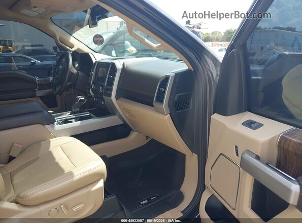 1FTEW1C58JFC09907 2018 FORD F150 Black Front interior view