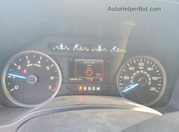 1FTEW1C59JFB70356 2018 FORD F150 White Вид щитка приладів