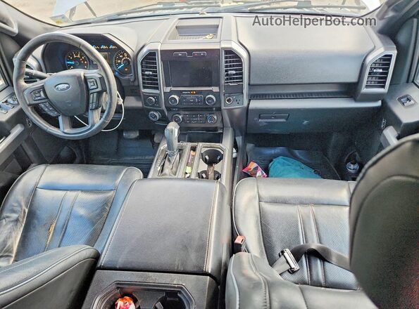 1FTEW1C59JKC90634 2018 FORD F150 Silver Widok deski rozdzielczej