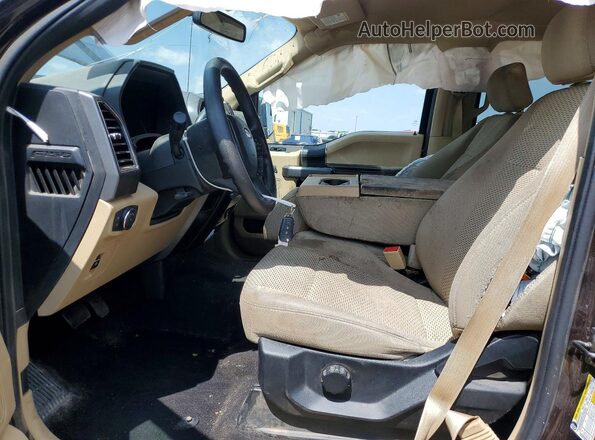 1FTEW1CB1KKD18014 2019 FORD F150 Purple Widok wnętrza z przodu