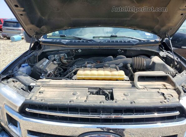 1FTEW1CB1KKD18014 2019 FORD F150 Purple Widok wnętrza z tyłu