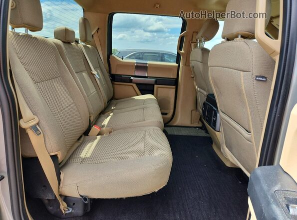 1FTEW1CB3KKE67198 2019 FORD F150 Gray Rear seats view