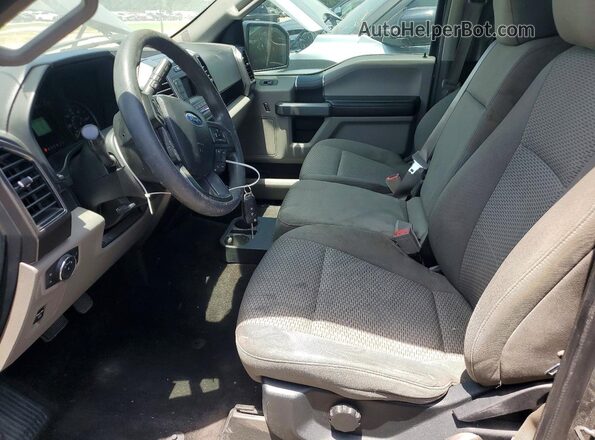 1FTEW1CB5JKC27696 2018 FORD F150 Gray Widok wnętrza z przodu