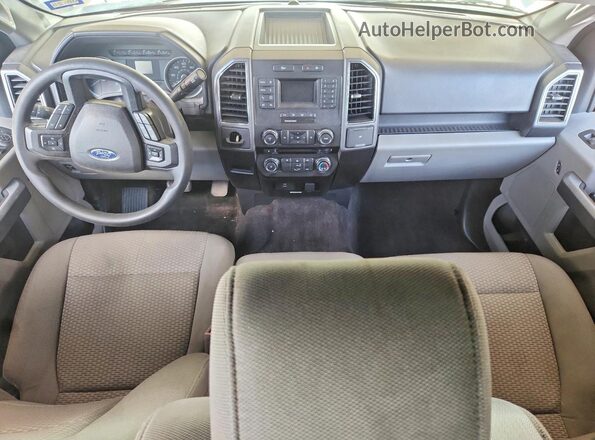 1FTEW1CB5JKE16445 2018 FORD F150 Silver Dashboard view