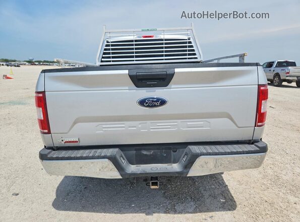 1FTEW1CB7JKF34643 2018 FORD F150 Серебряный Вид сзади