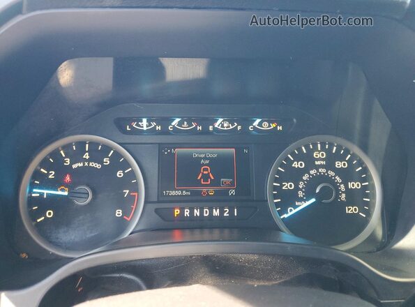 1FTEW1CB7KKD48571 2019 FORD F150 Черный Вид щитка приборов